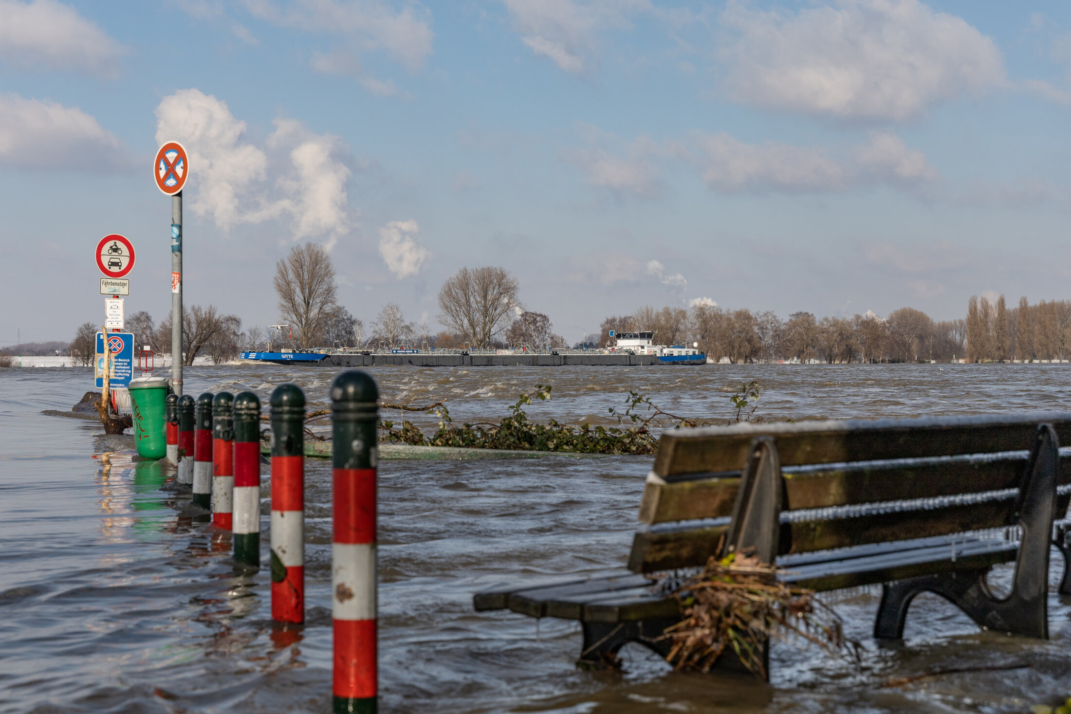 Rhein Hochwasser